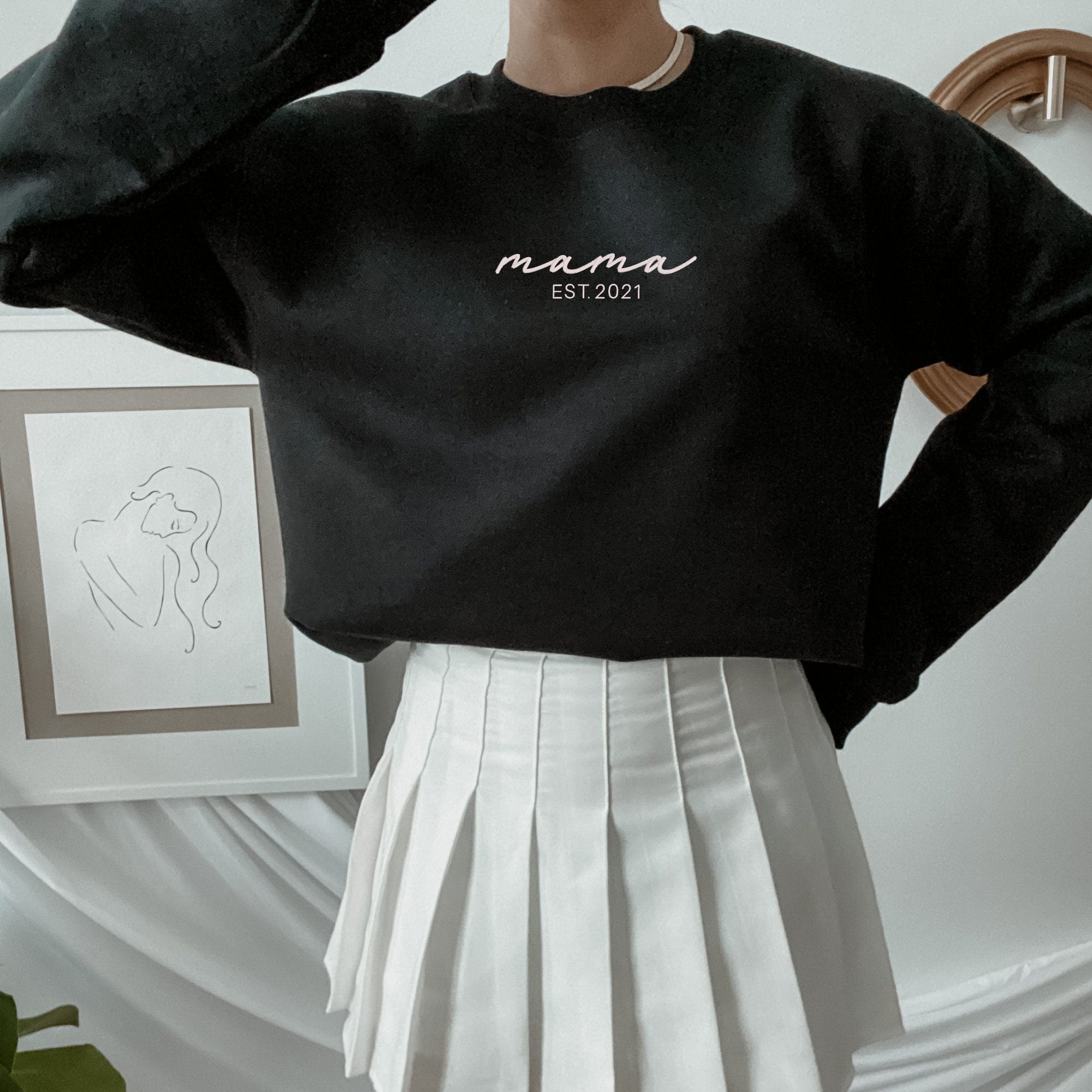 Minimalist MAMA Est. Year Sweatshirt โ Custom Embroidered Crewneck for Moms