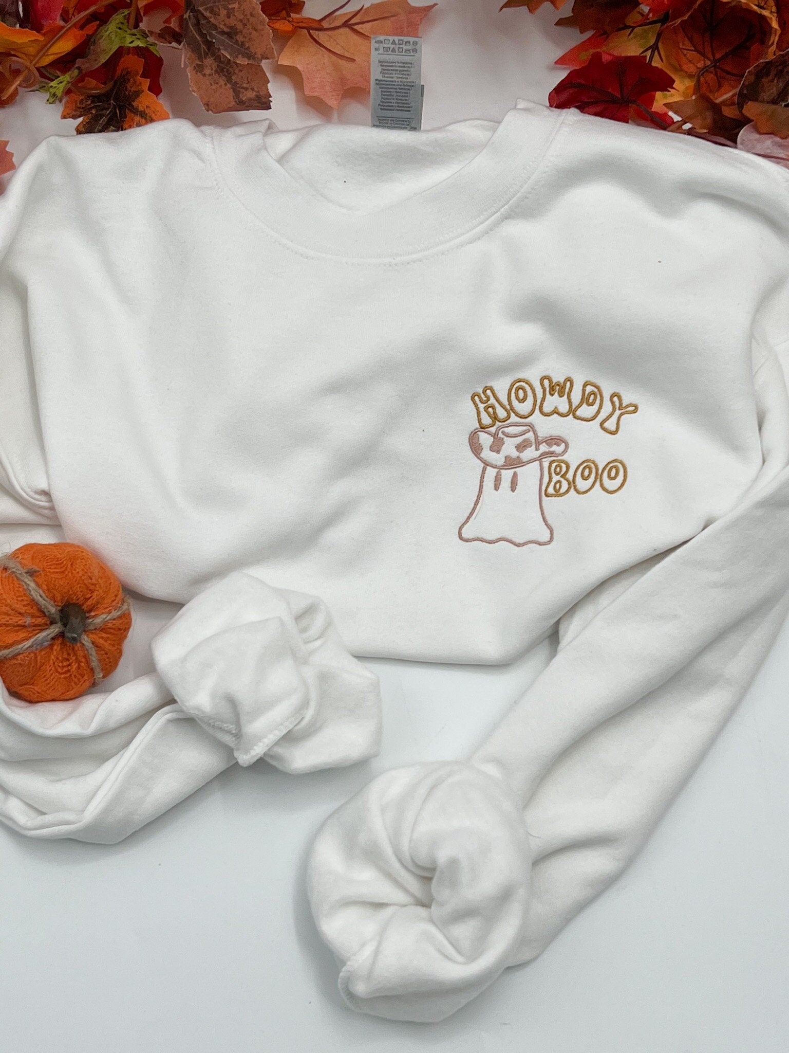 Howdy Boo Embroidered Sweatshirt – Retro Ghost Halloween Design