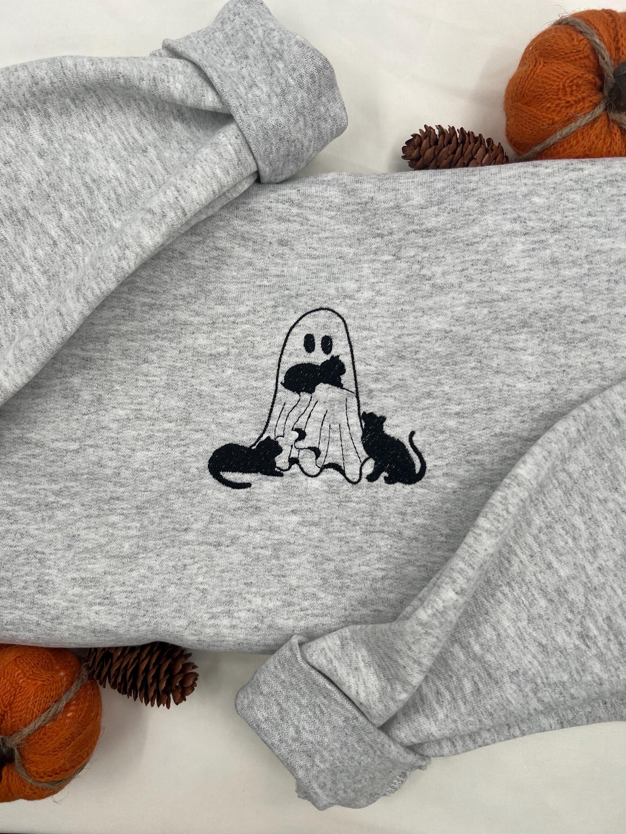 Ghost with Cats Embroidered Sweatshirt – Cute Halloween Pullover
