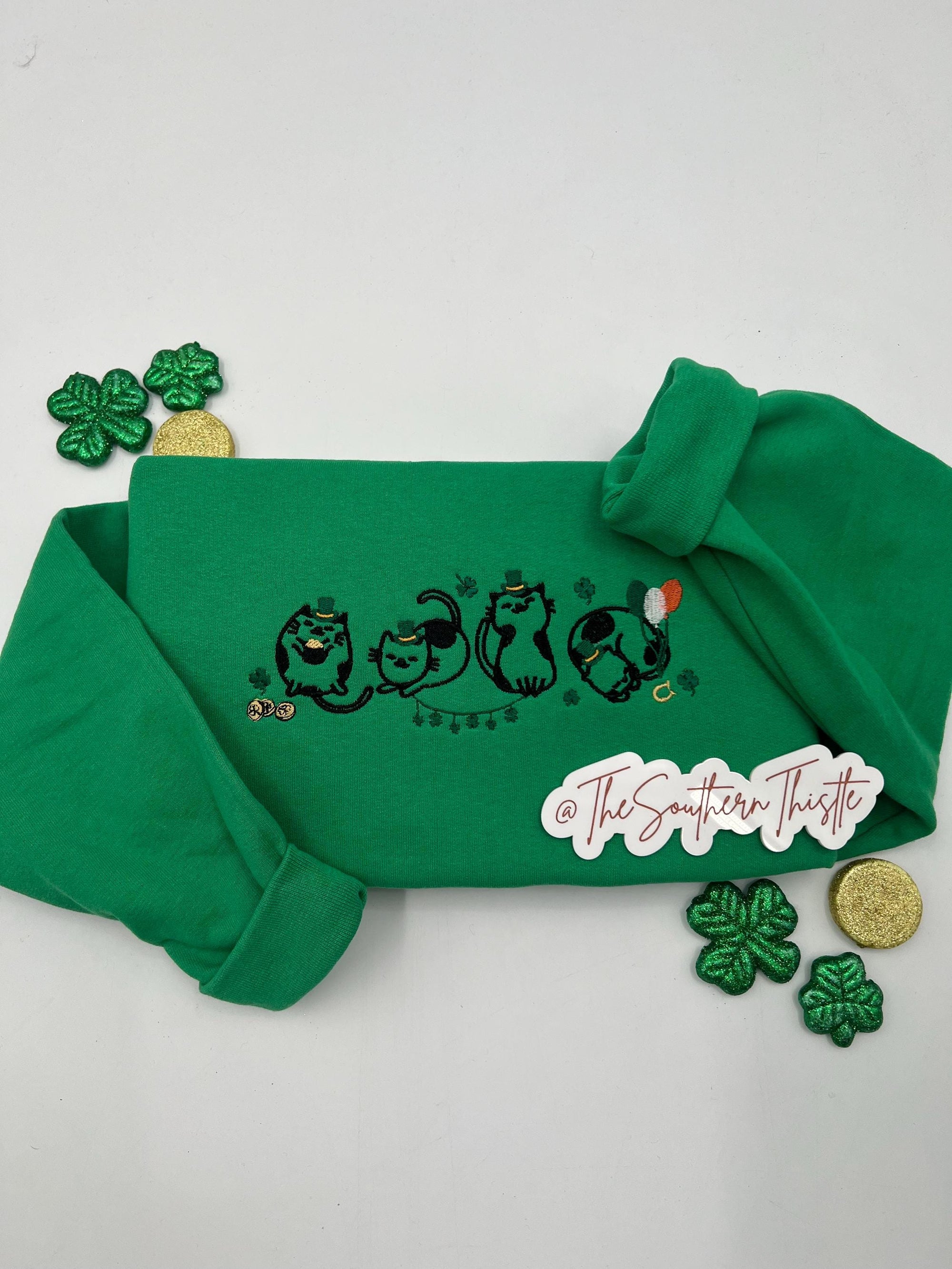 St. Patrick’s Day Lucky Cats Embroidered Sweatshirt – Festive Irish Kitty Crewneck