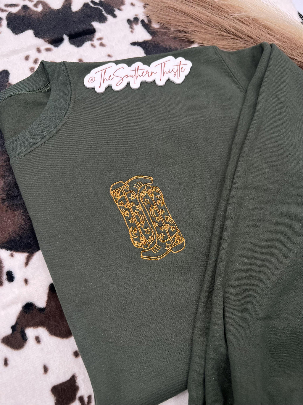 Starry Cowboy Boots Embroidered Sweatshirt – Western Aesthetic Crewneck
