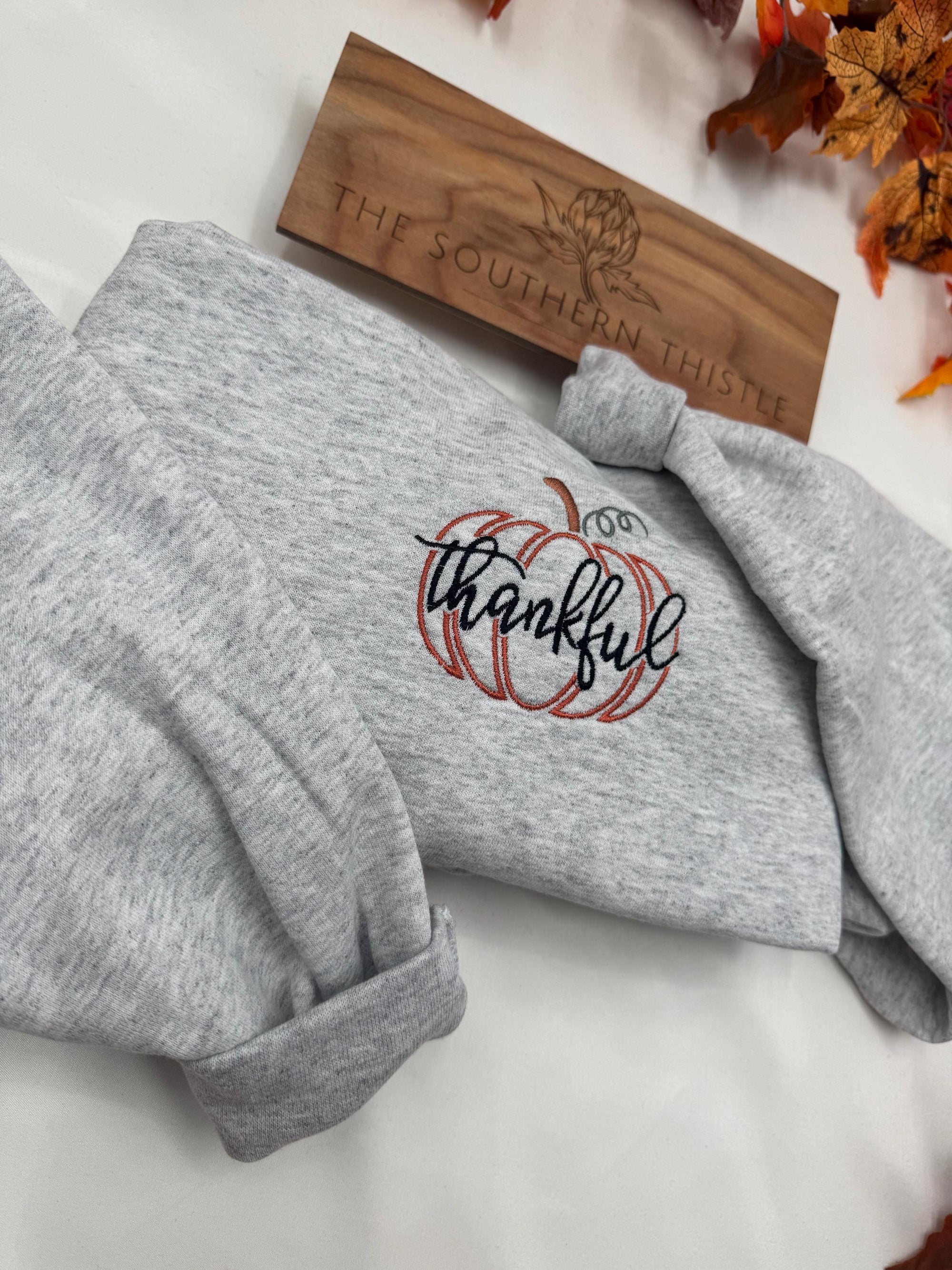 Thankful Embroidered Sweatshirt – Pumpkin Fall Crewneck for the Season of Gratitude
