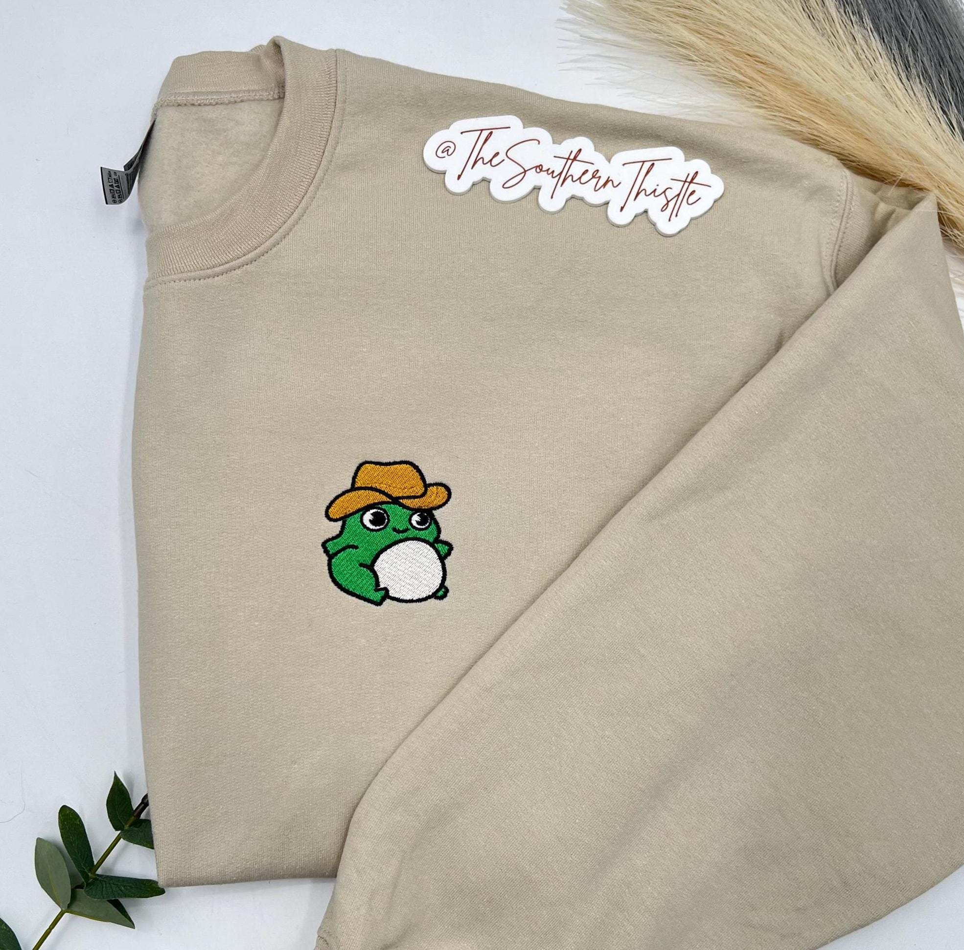 Cowboy Frog Embroidered Sweatshirt – Western Cute Crewneck