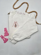 Vintage Easter Bow Embroidered Sweatshirt – Elegant Spring Crewneck