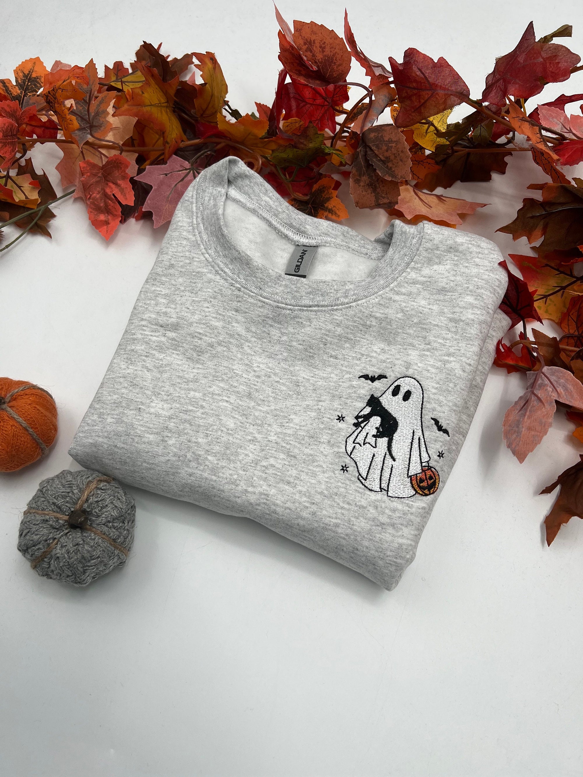 Pumpkin Ghost Embroidered Sweatshirt – Cute Halloween Pullover