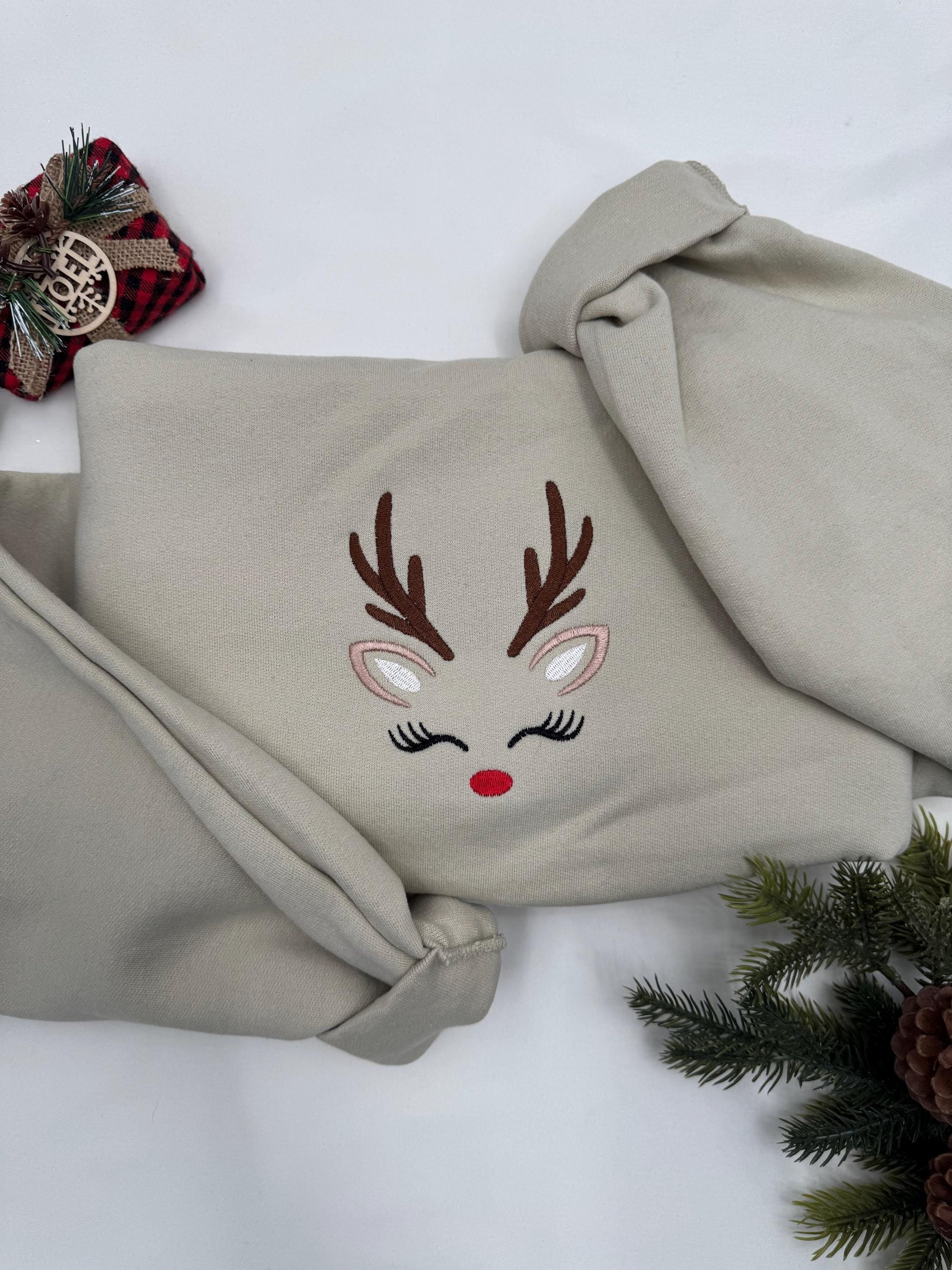 Embroidered Reindeer Sweatshirt - Classic Christmas Crewneck for Holiday Festivities