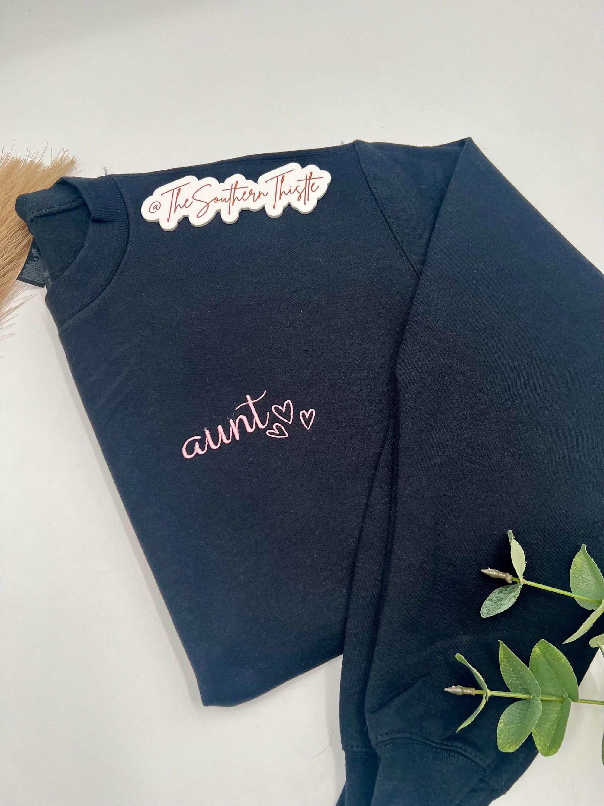 Aunt Embroidered Sweatshirt – Cute Minimalist Auntie Crewneck