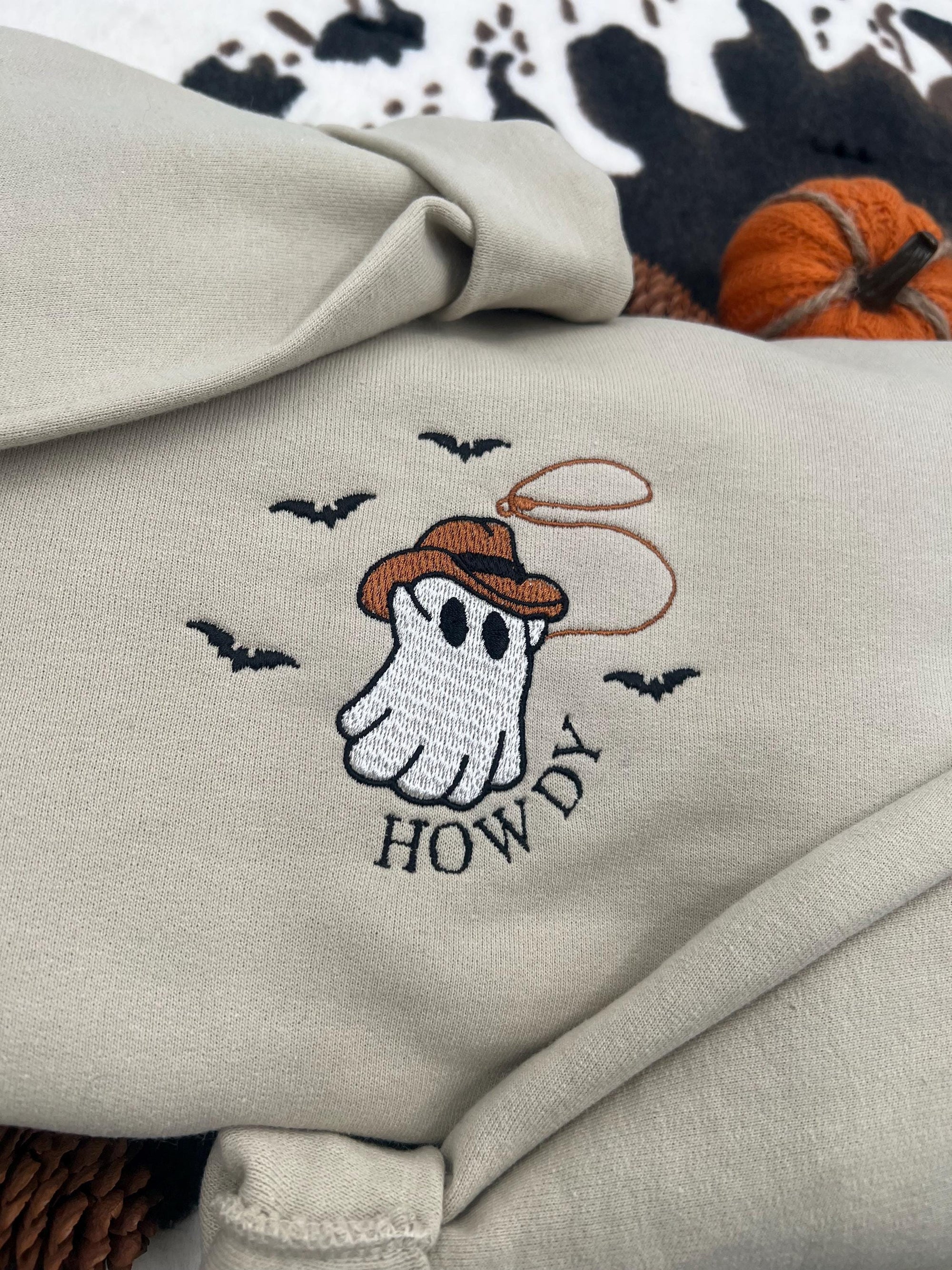 Howdy Ghost Embroidered Sweatshirt – Western Cowboy Halloween Pullover