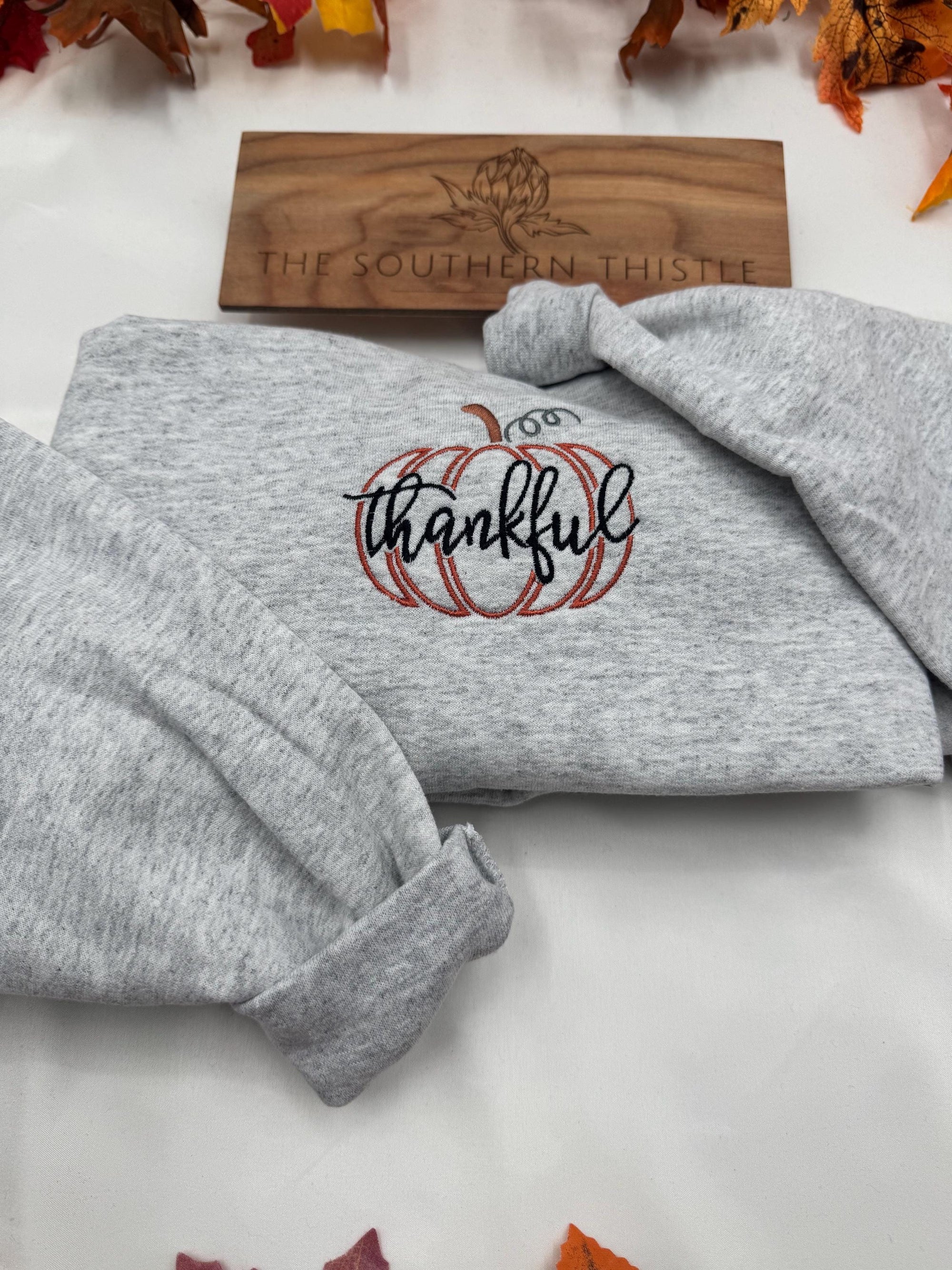 Thankful Embroidered Sweatshirt – Pumpkin Fall Crewneck for the Season of Gratitude