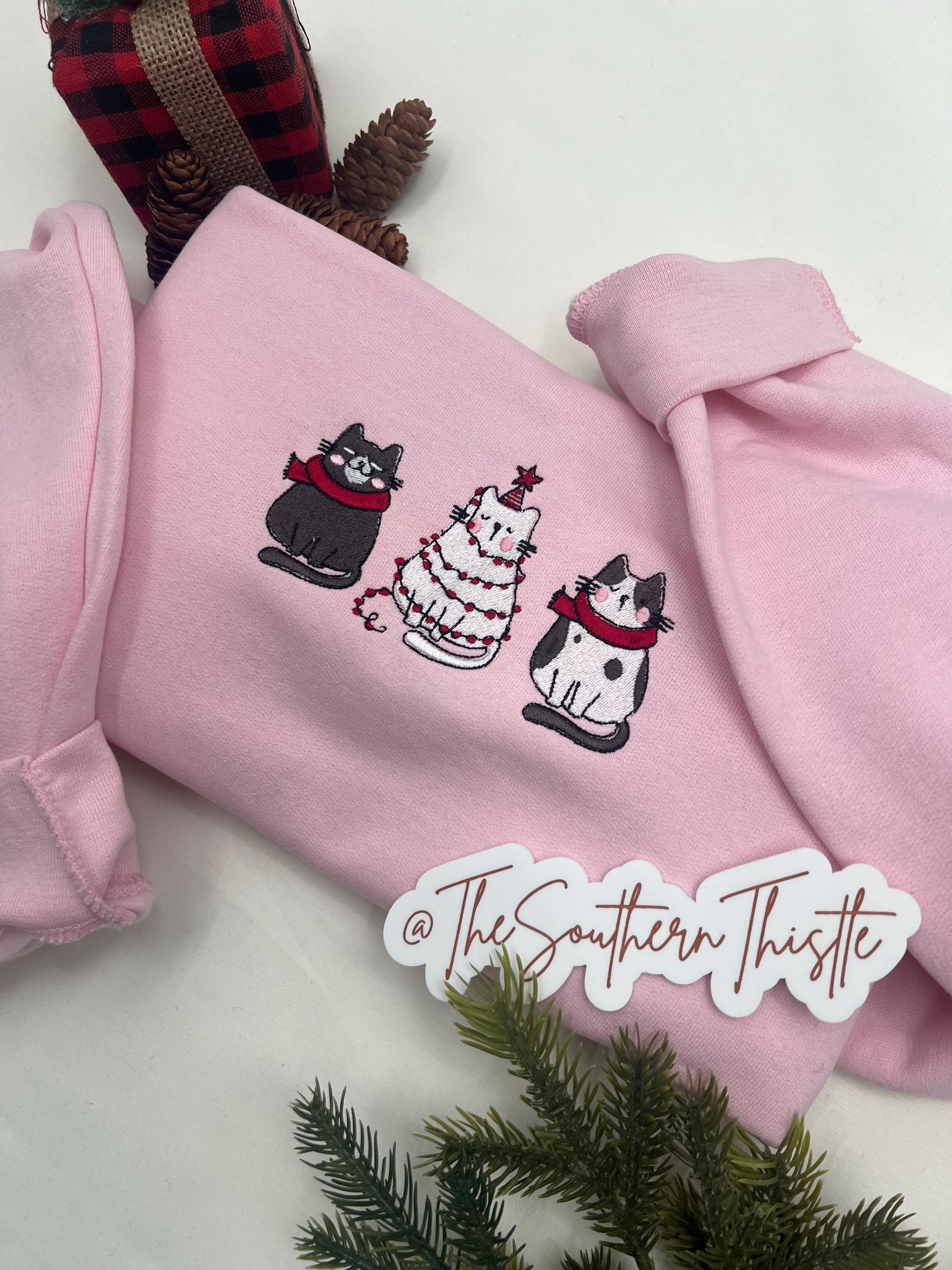 Embroidered Christmas Cat Sweatshirt - Vintage Holiday Sweater for Cat Lovers  Best Friends