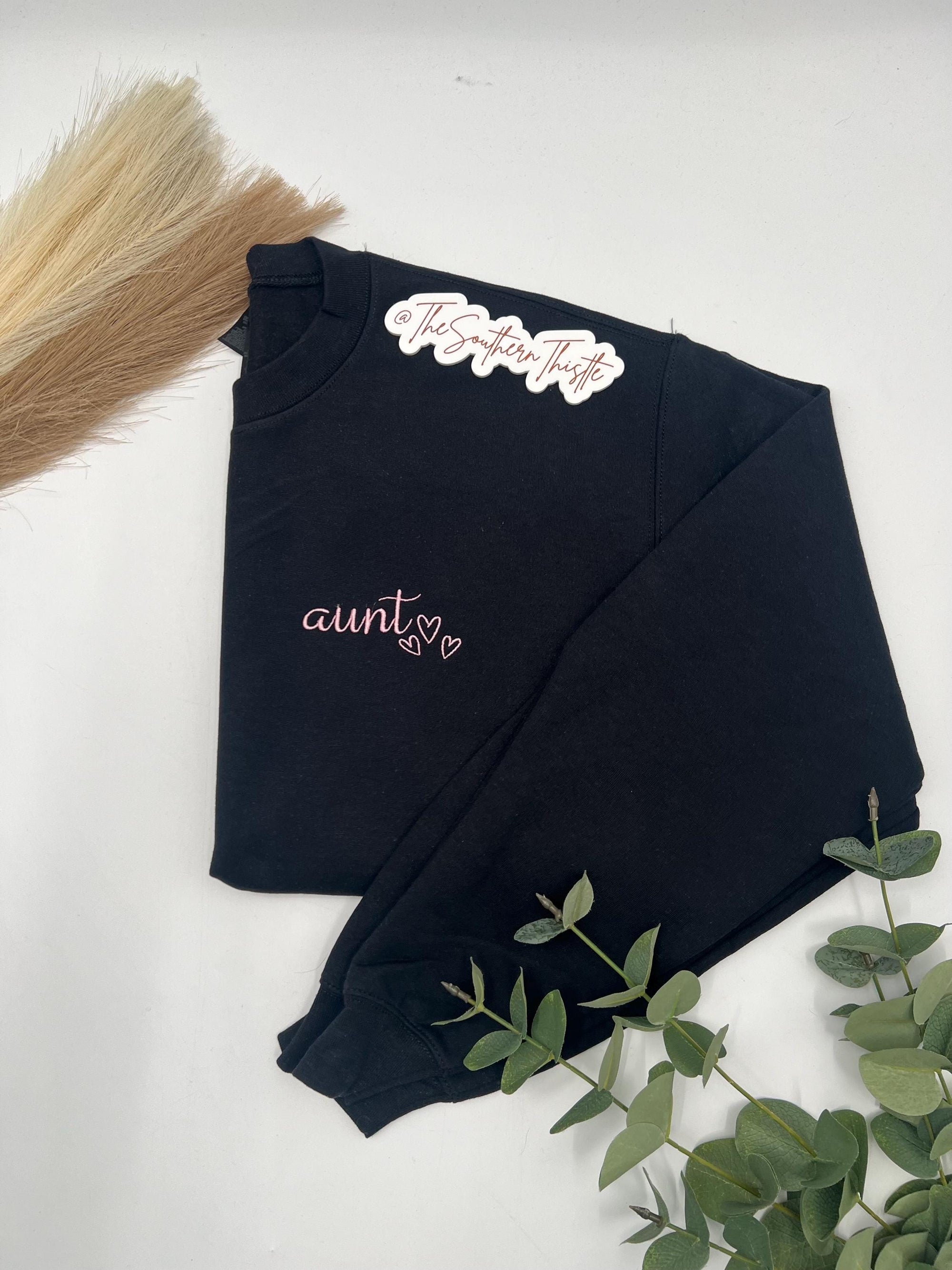 Aunt Embroidered Sweatshirt – Cute Minimalist Auntie Crewneck