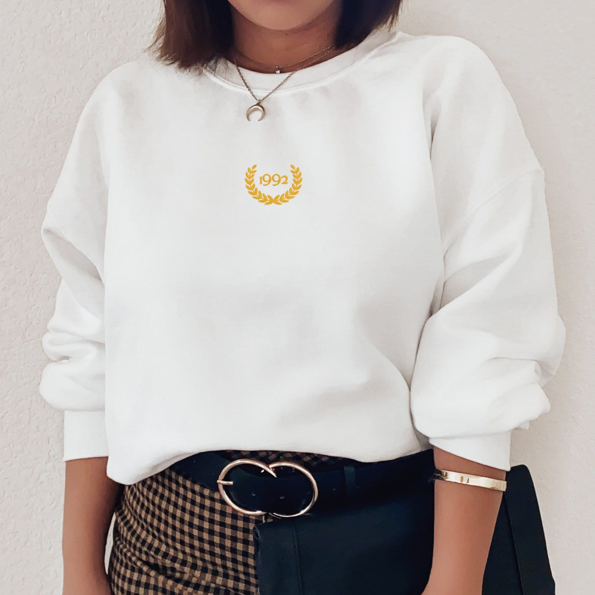 Personalized Birth Year Embroidered Sweatshirt – Minimalist Vintage Design