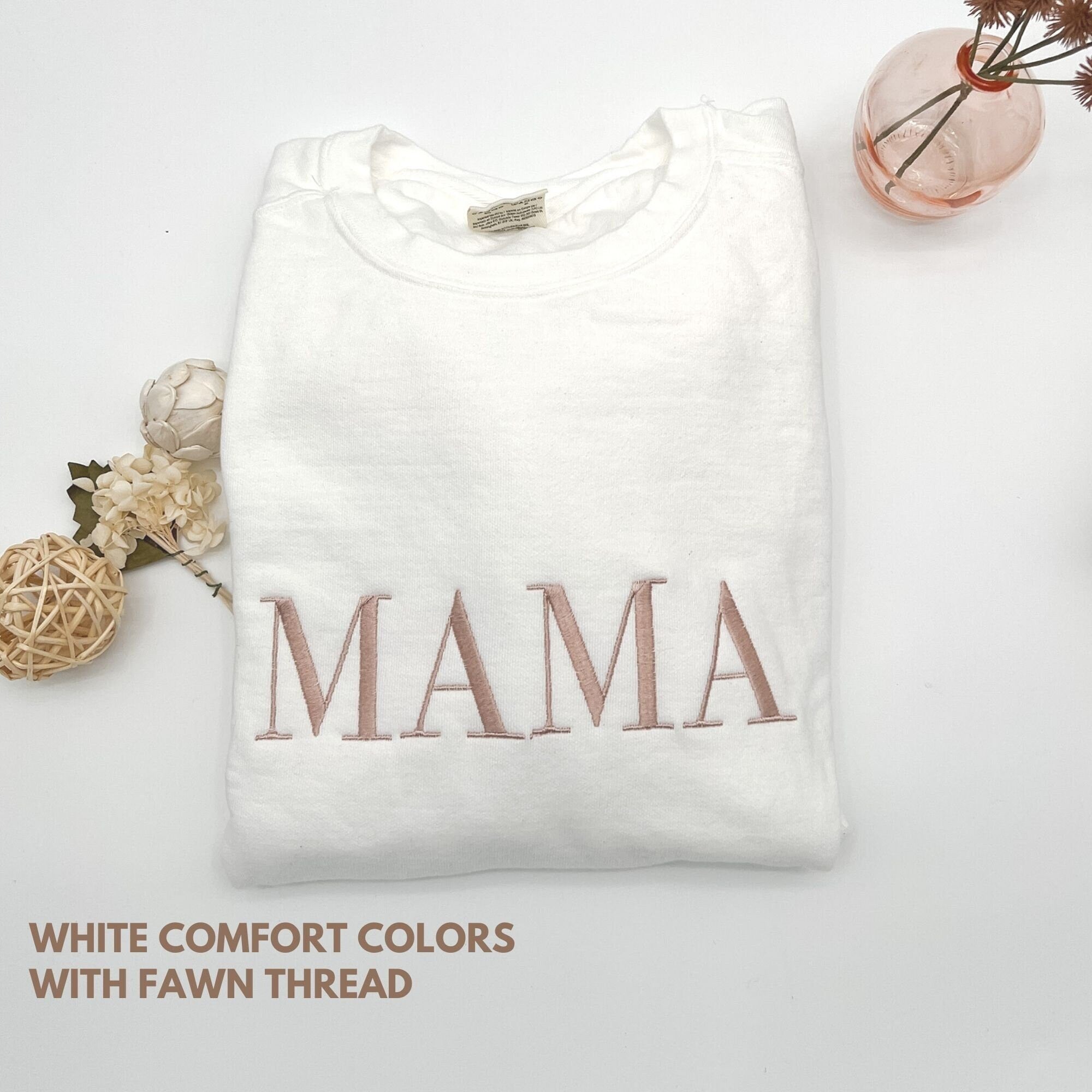 Classic MAMA Embroidered Sweatshirt