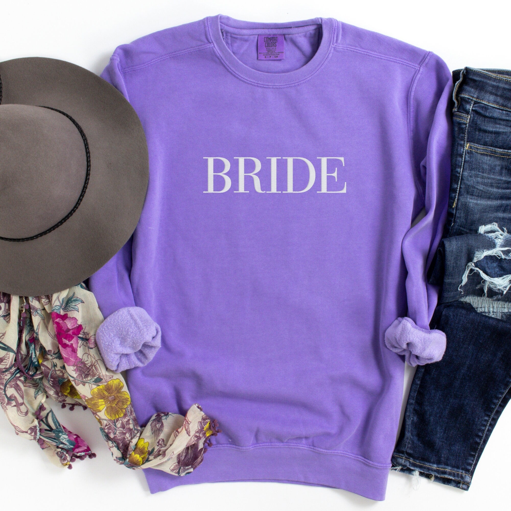 Custom Embroidered Sweatshirt – Personalized Crewneck for Women & Men