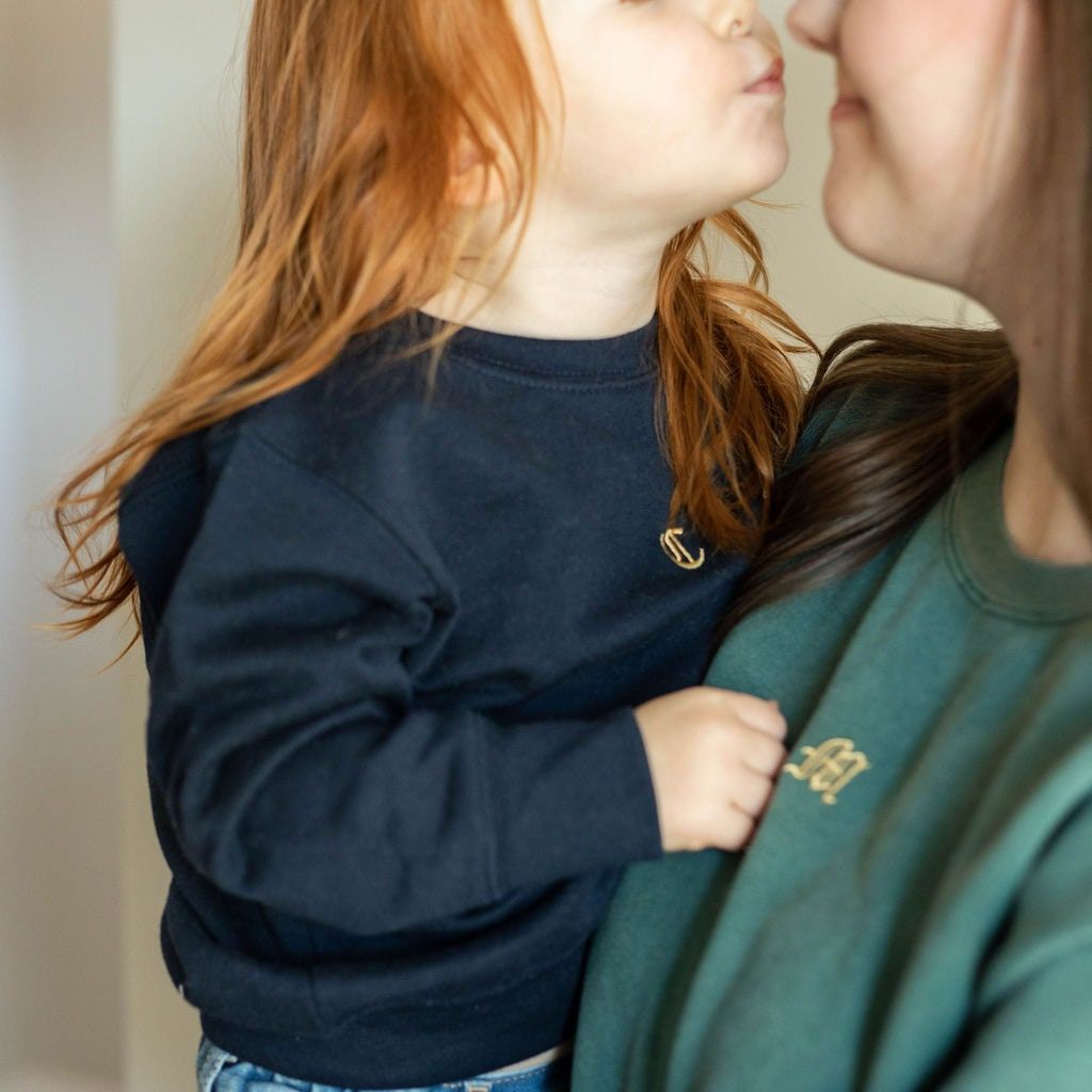 Minimalist Initial Embroidered Sweatshirt – Personalized Monogram Crewneck