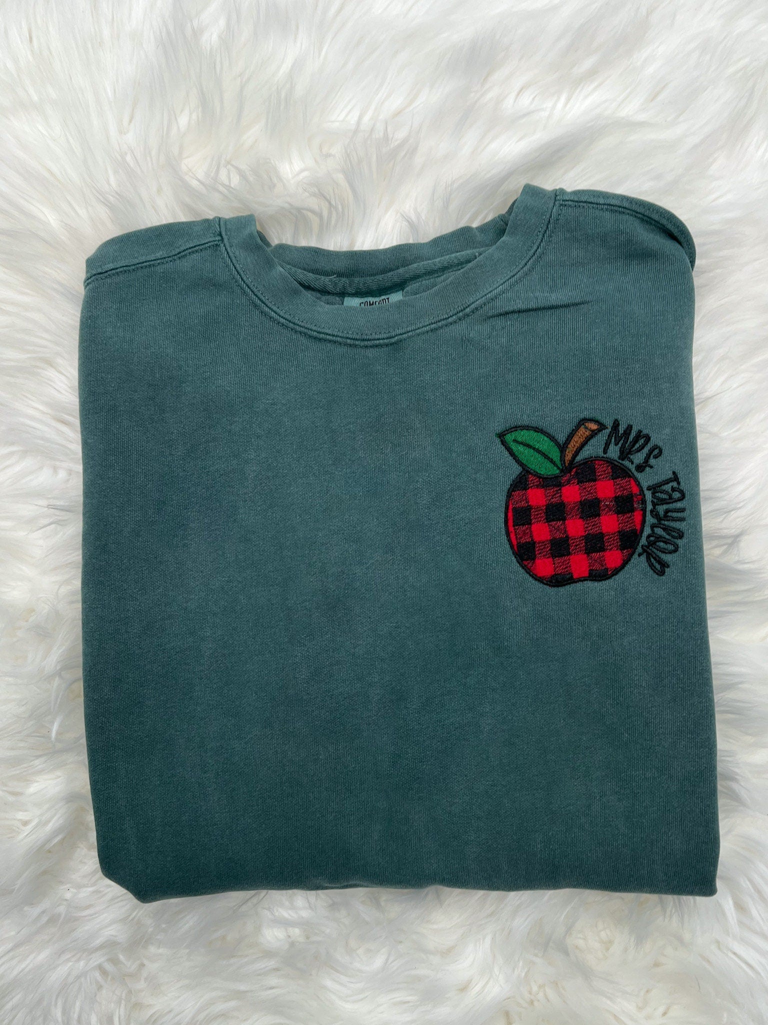 Customizable Plaid Apple Embroidered Sweatshirt – Cozy Teacher Crewneck