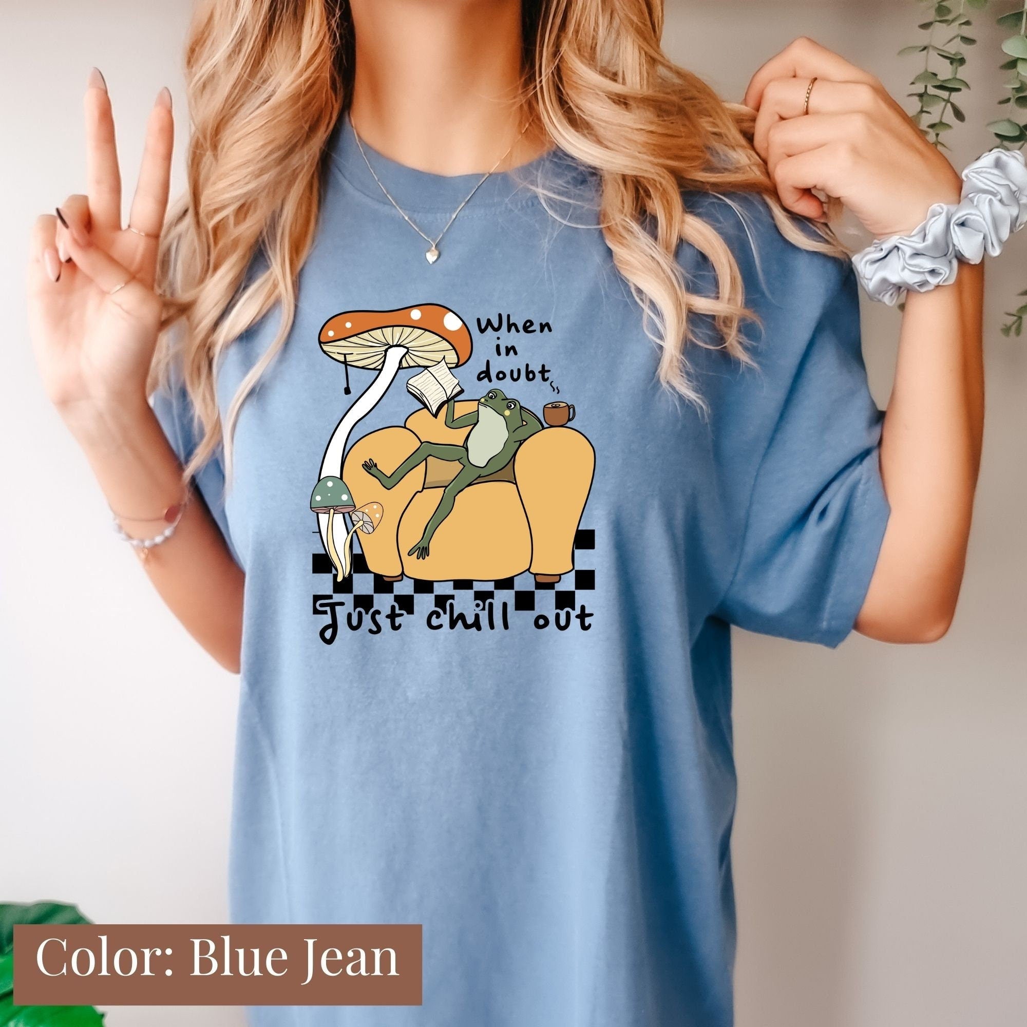 Comfort Colors Frog Lover Gift Shirt