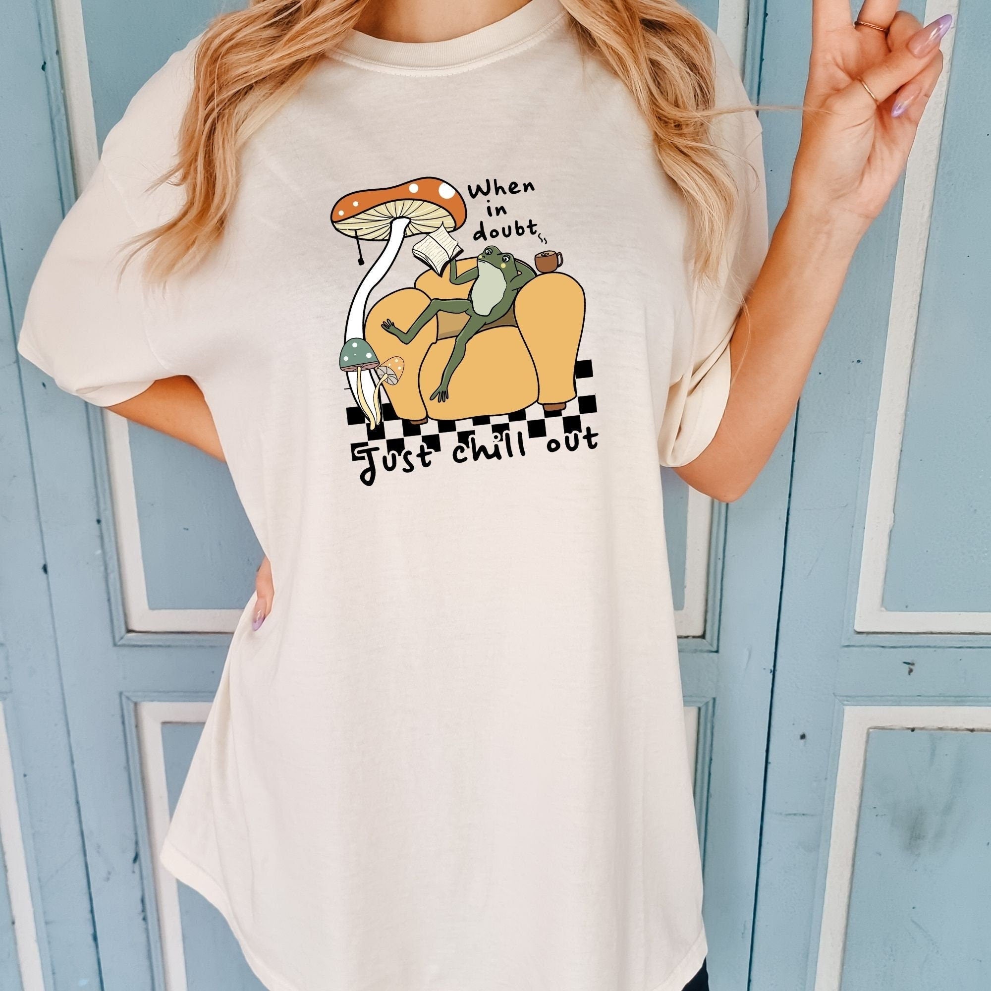 Comfort Colors Frog Lover Gift Shirt
