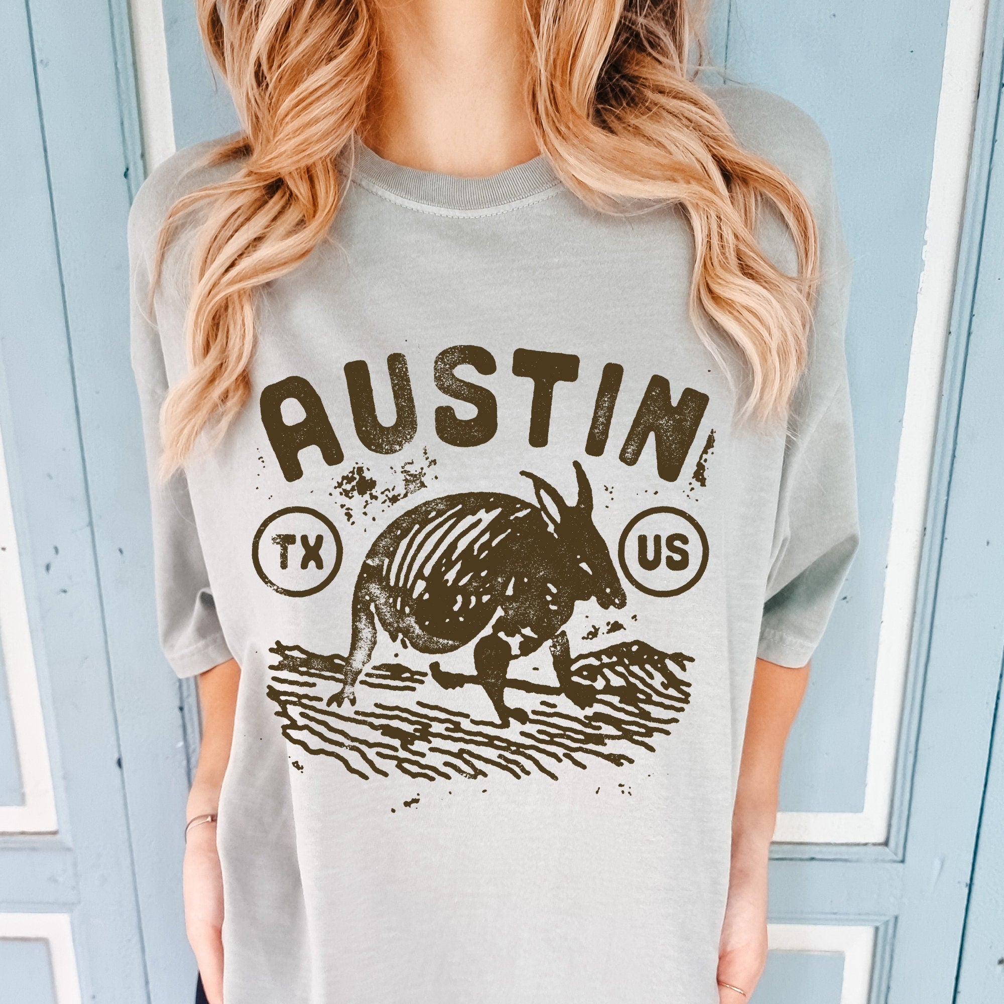 Comfort Colors Austin Armadillo Tee