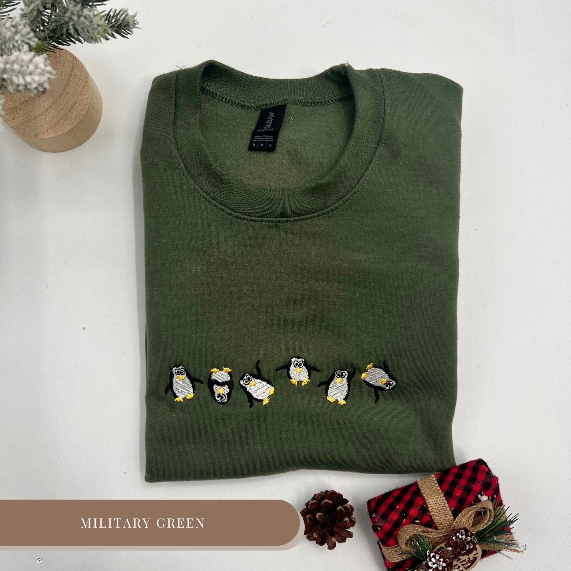 Embroidered Penguins Sweatshirt – Cozy & Adorable