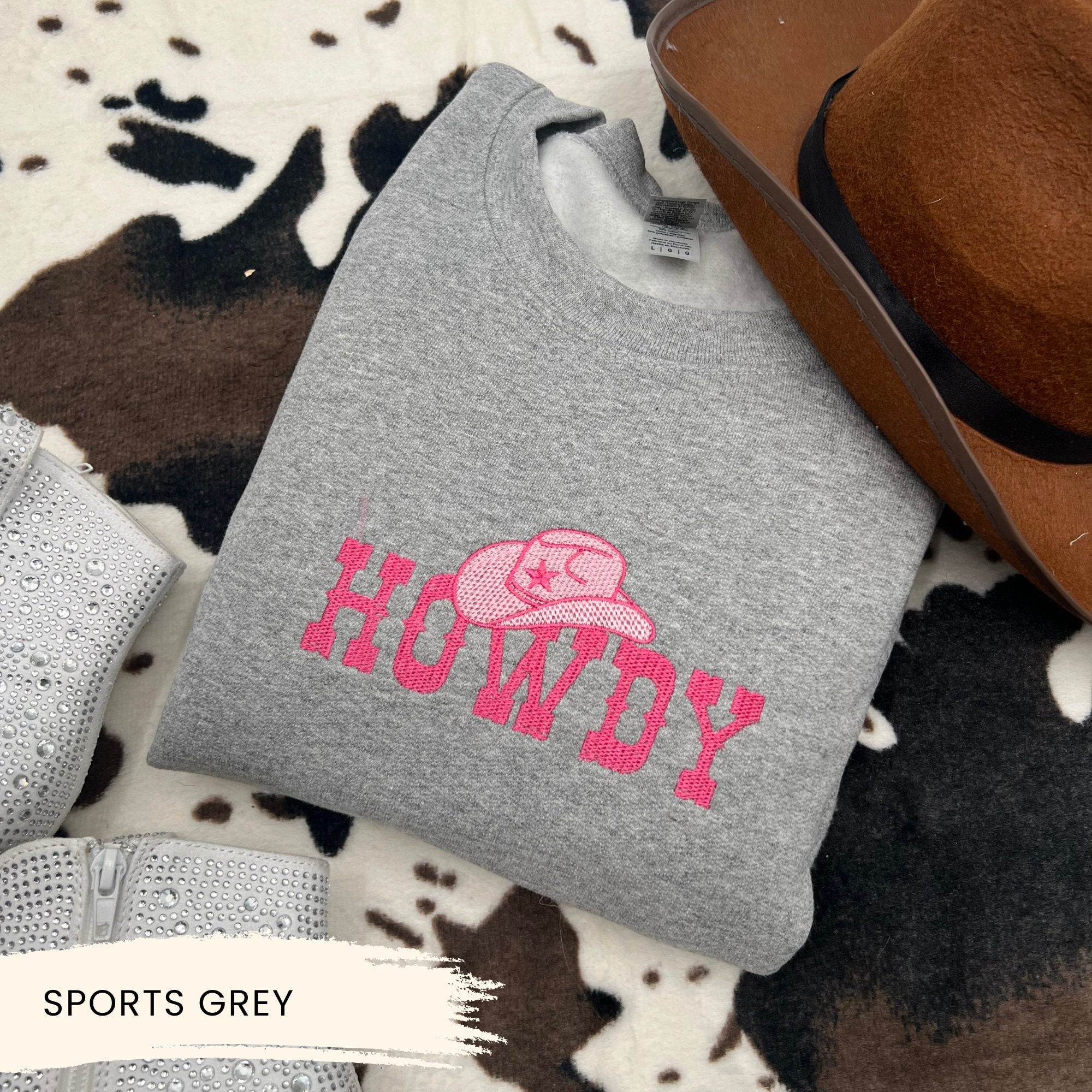 Howdy Embroidered Sweatshirt – Western Cowgirl Aesthetic