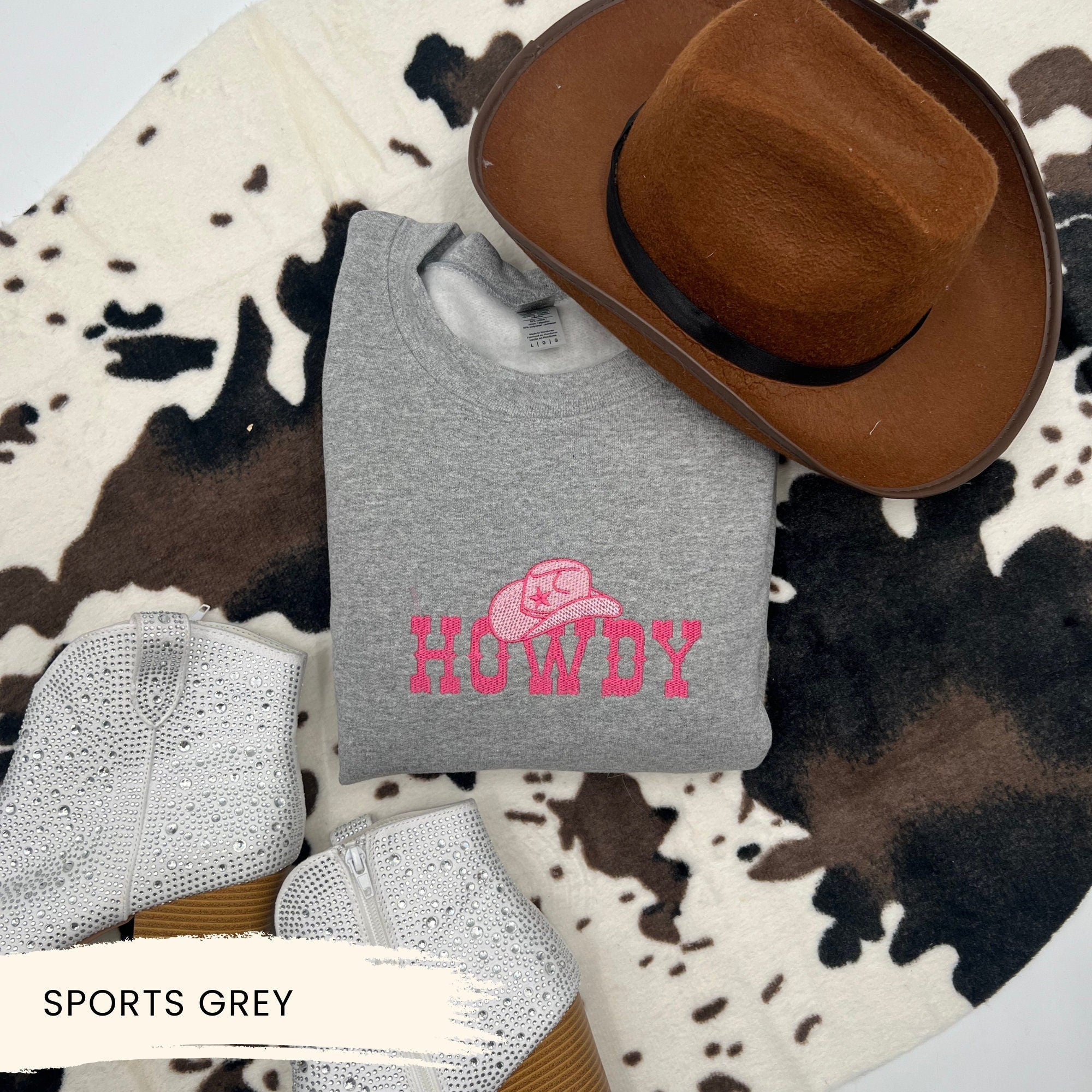 Howdy Embroidered Sweatshirt – Western Cowgirl Aesthetic