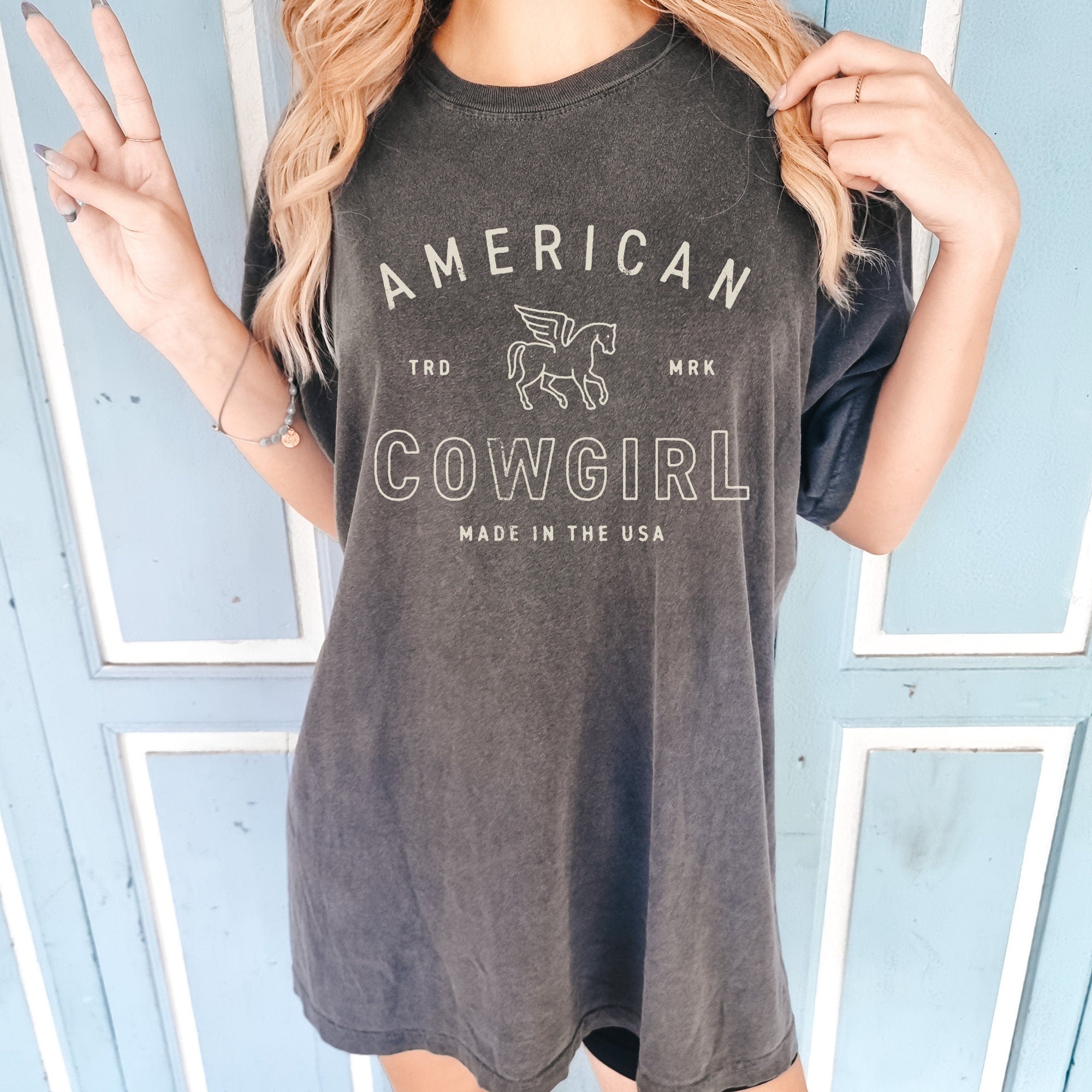 Minimalist Cowgirl Shirt - American Style  Stylish and Comfortable