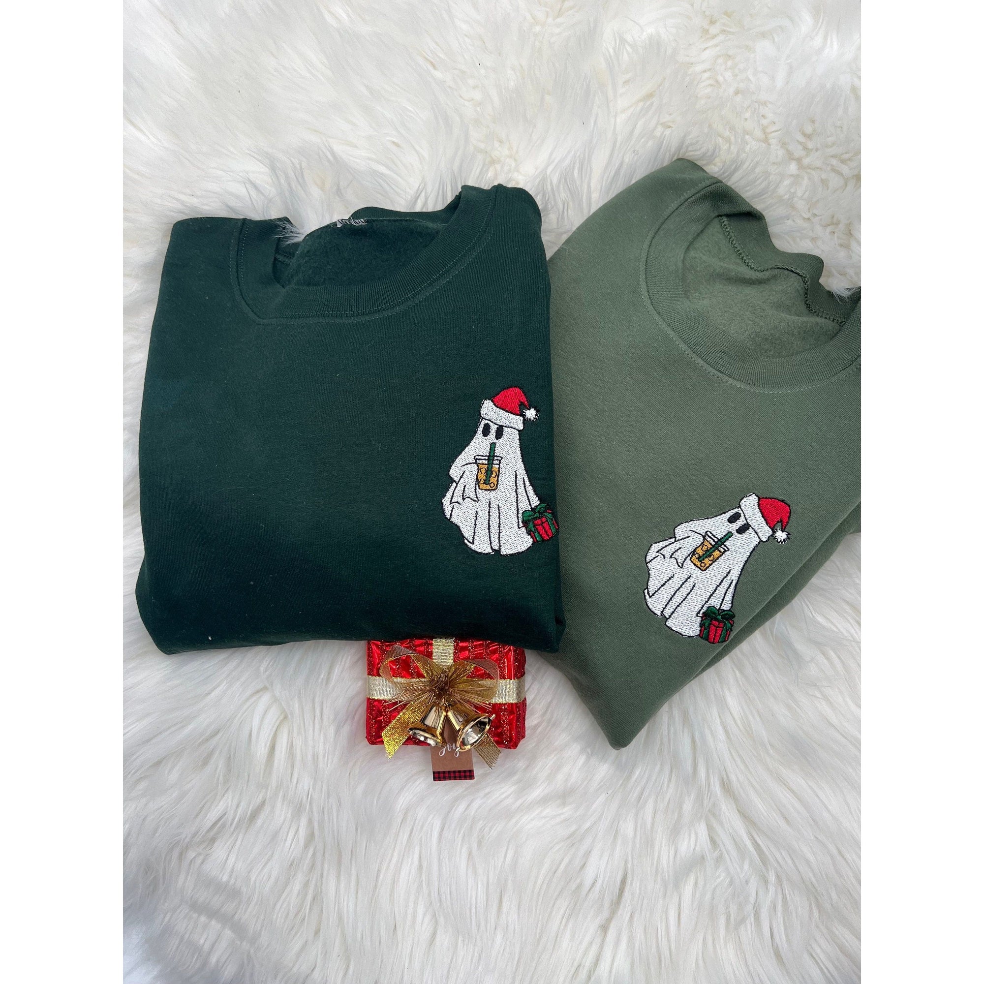 Ghost Sweatshirt - HalloweenChristmas - Womens Fall Style